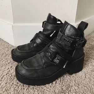 Jeffrey Campbell Coltrane cutout boots